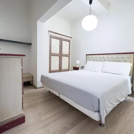 Luxury Next To The Francescana * 모데나